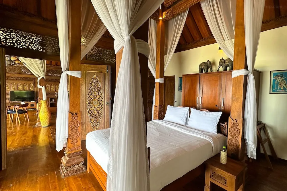 Villa Borobudur