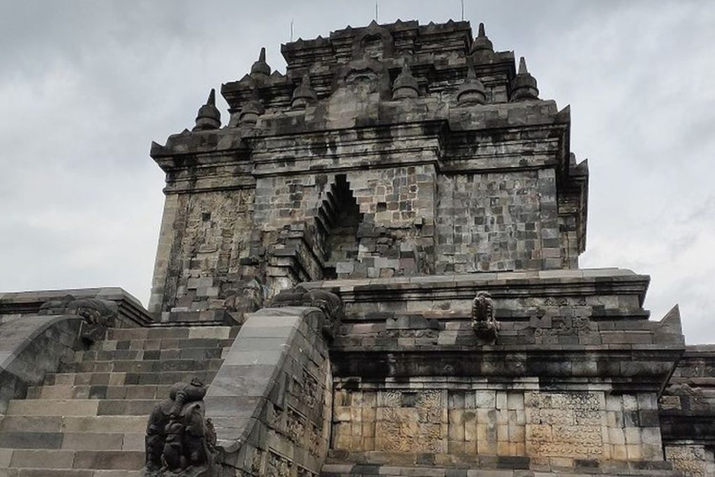 Mendut Temple