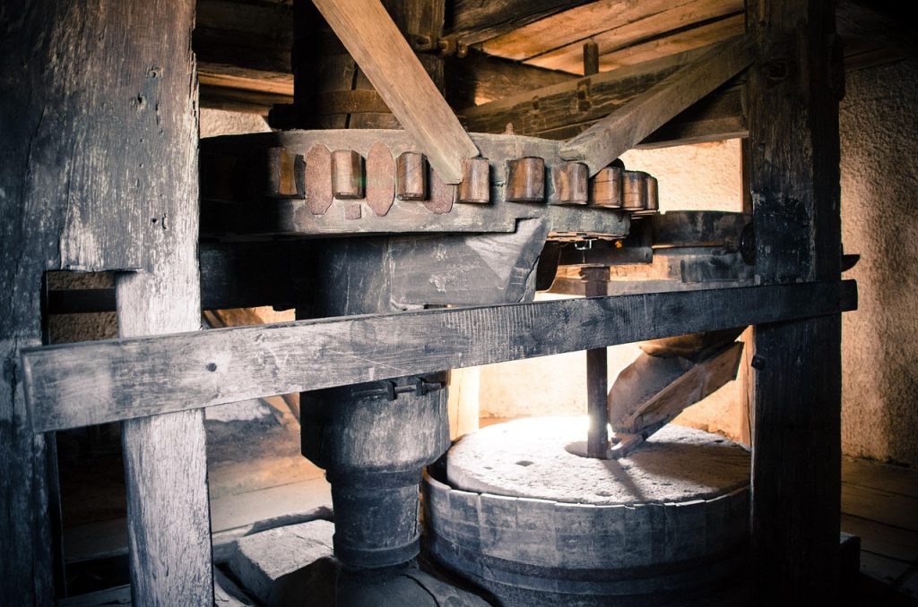 mill, windmill, old windmill, monument, throughout the windmill, bakony mountain windmill, gabonaőrlő, tree gear