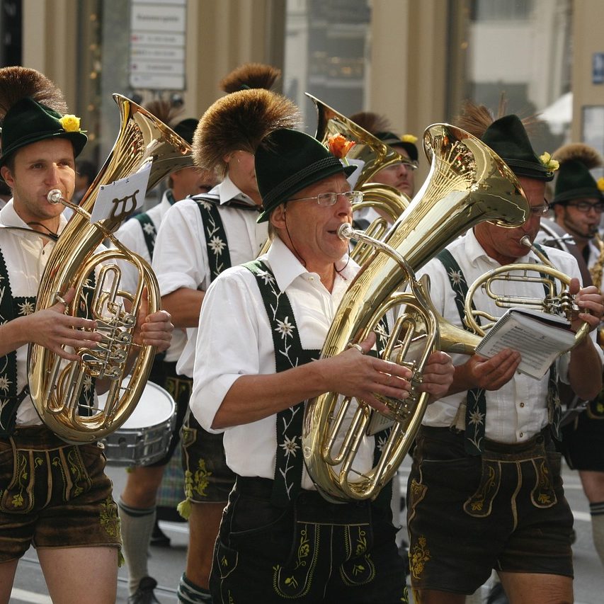 oktoberfest, costume parade, blowers, oktoberfest, oktoberfest, oktoberfest, oktoberfest, oktoberfest